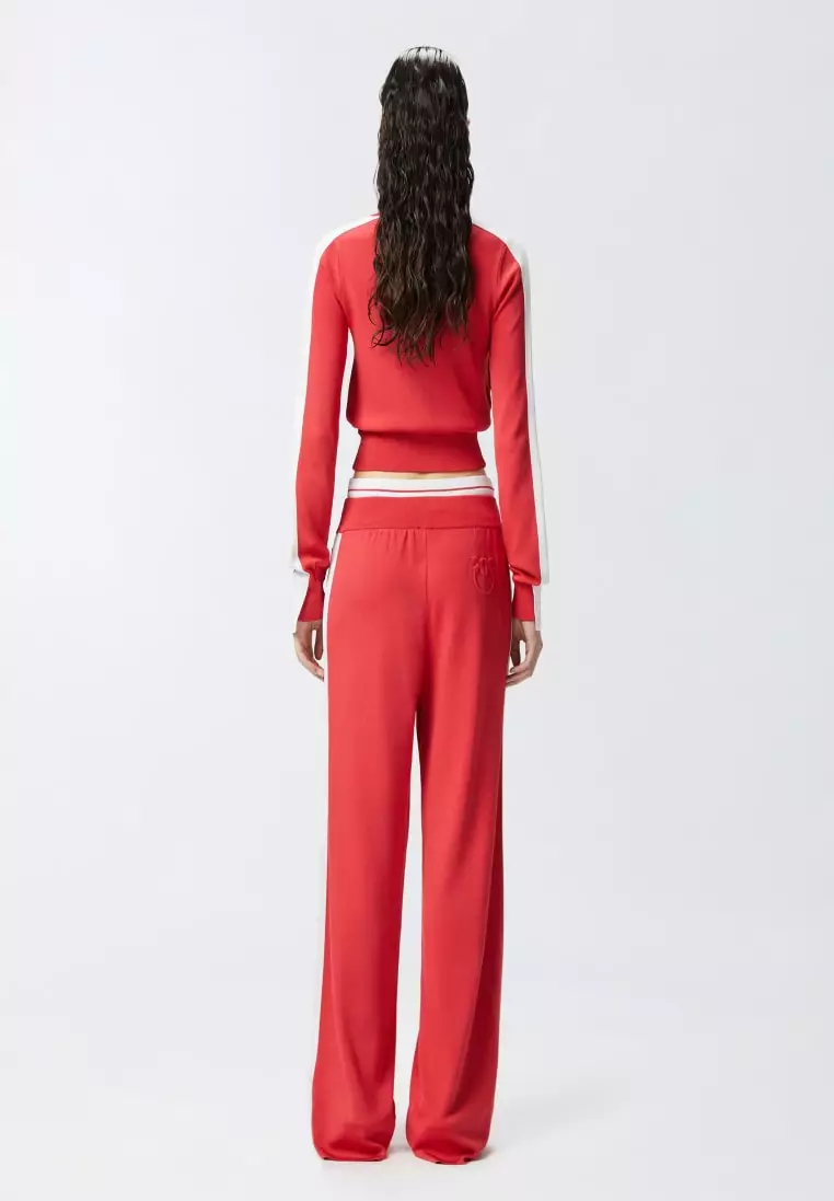 Jogger-inspired sporty trousers