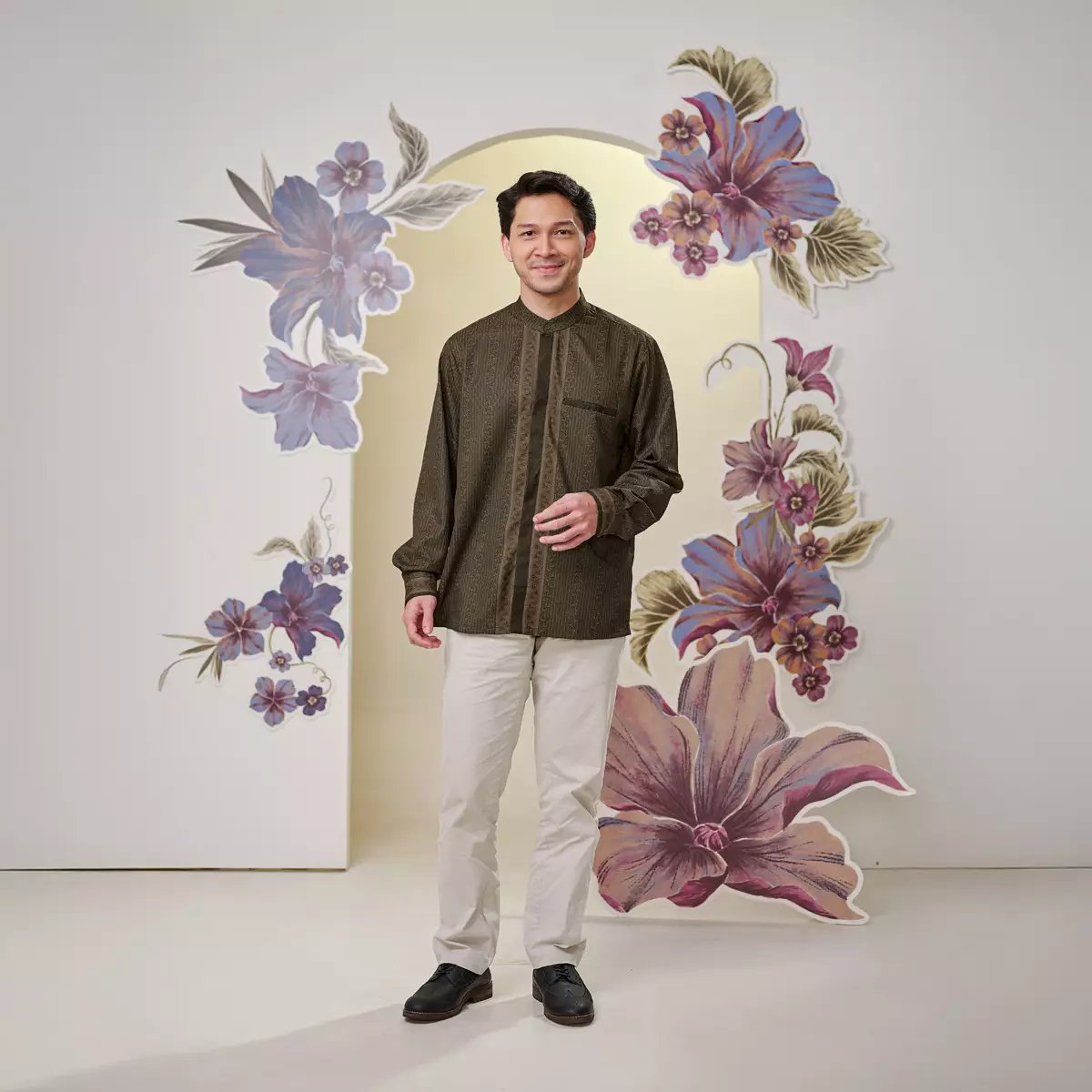 ZM Zaskia Mecca - Tabish Dark Clove Kemeja Koko Pria Lengan Panjang - Alkisah - Edisi Timun Mas