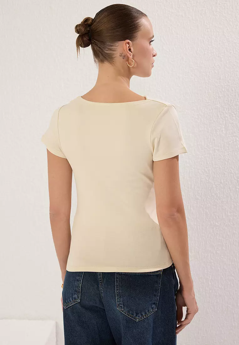 Stone Drape Detailed Fitted Knitted Blouse TWOSS25BZ00278