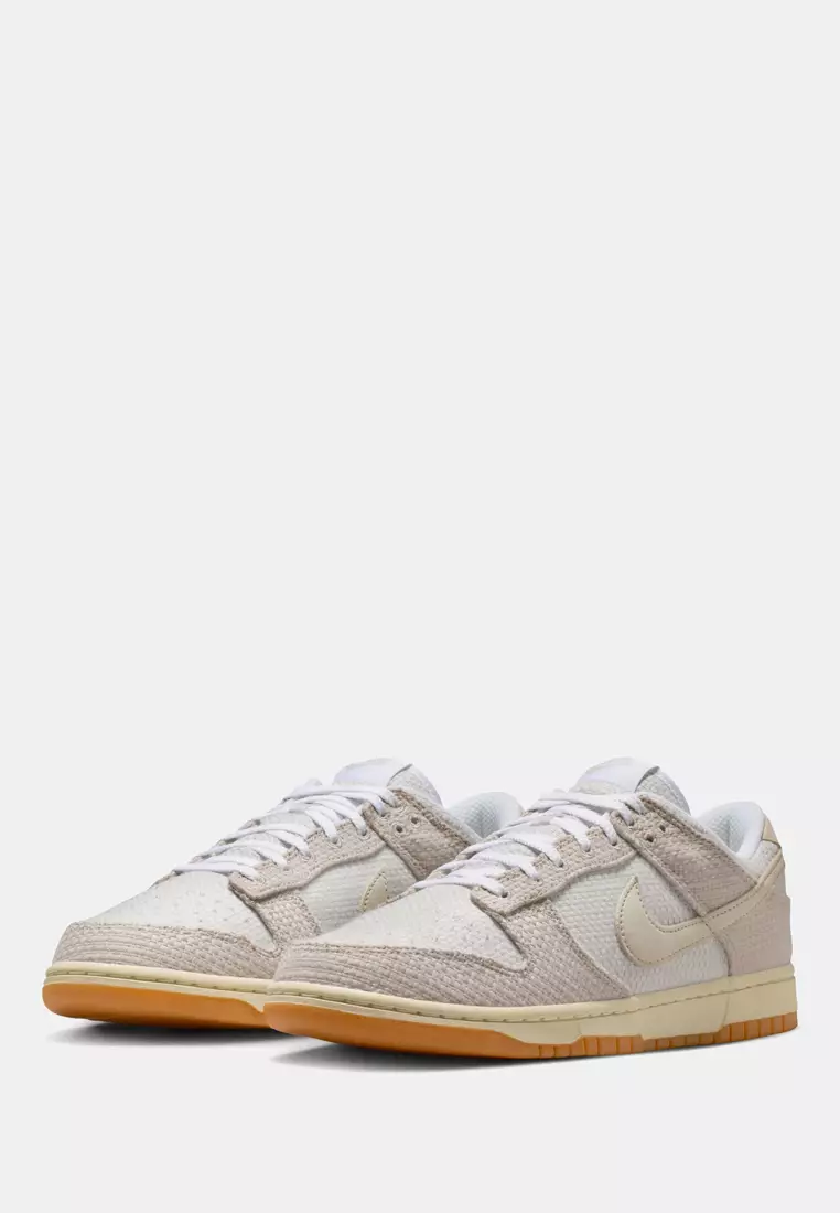 Dunk Low Retro SE Shoes