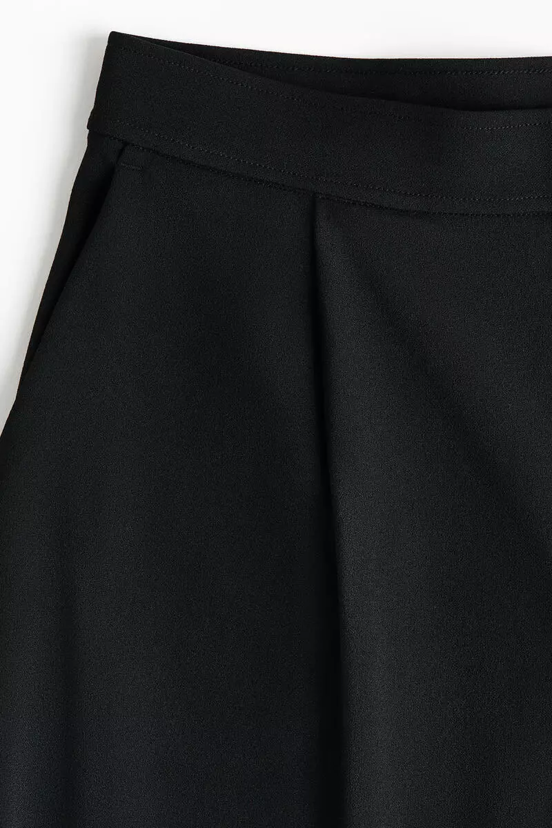 Wide trousers