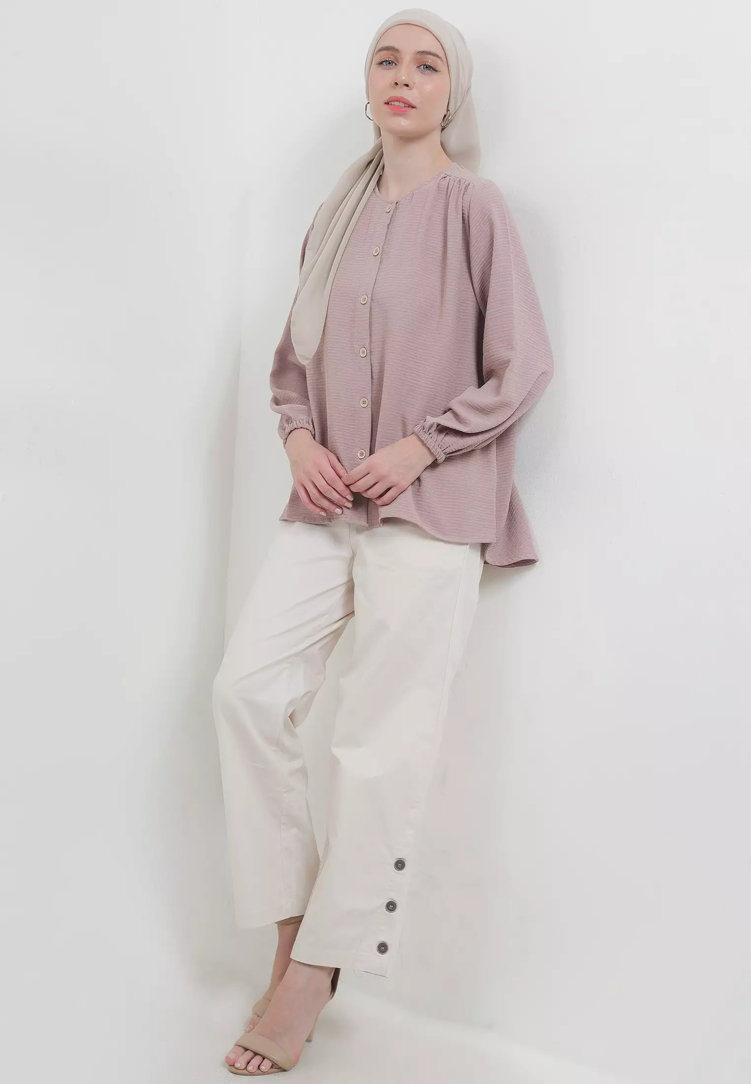 MFMW Minaya Atasan Blouse Taupe