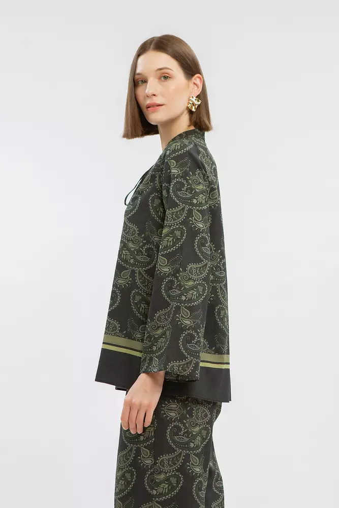 Minimal Stenni Blouse Dark Green Warna DARK GREEN