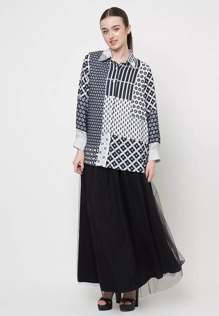 Kamilaa by Itang Yunasz Kara Shirt Black
