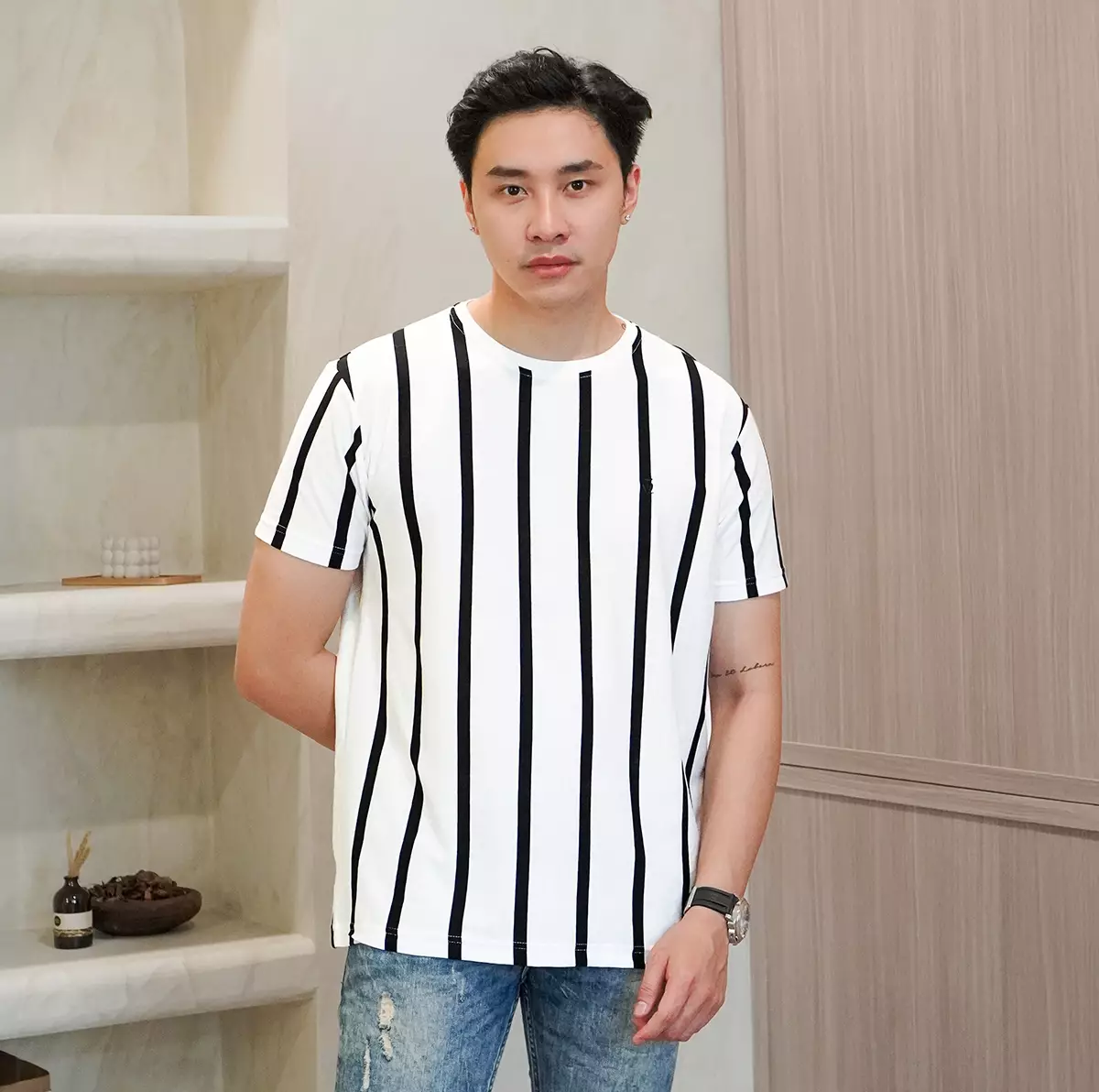 Matsuda T Shirt Pria Kaos Stripe Tsuru White