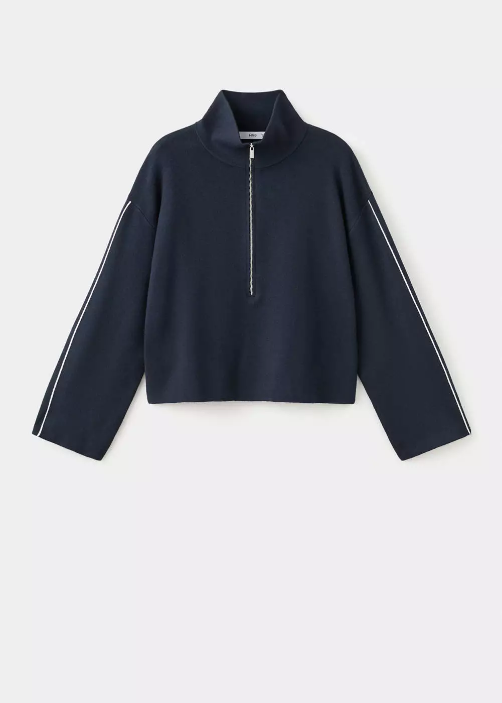 Sweater bergaris kontras dengan leher ritsleting