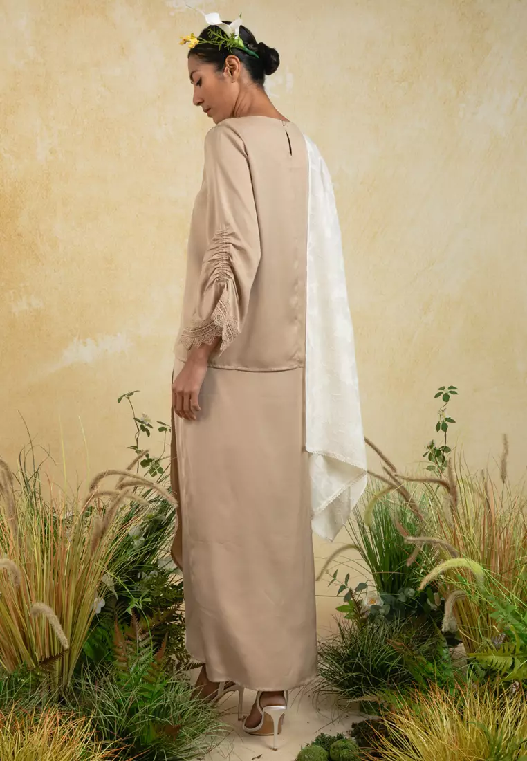 DALINA KURUNG WITH SELENDANG SET