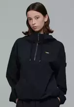 炭黑色