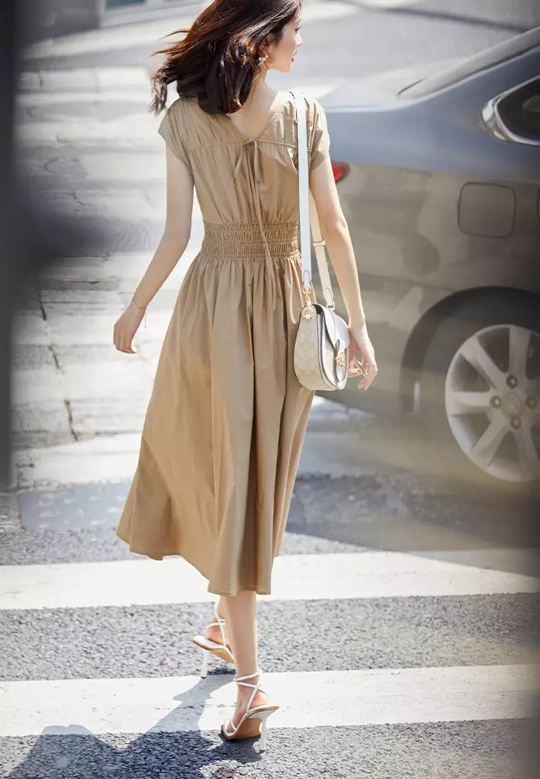 Sleevess Smocked Waist Midi Dress
