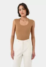 Light Camel