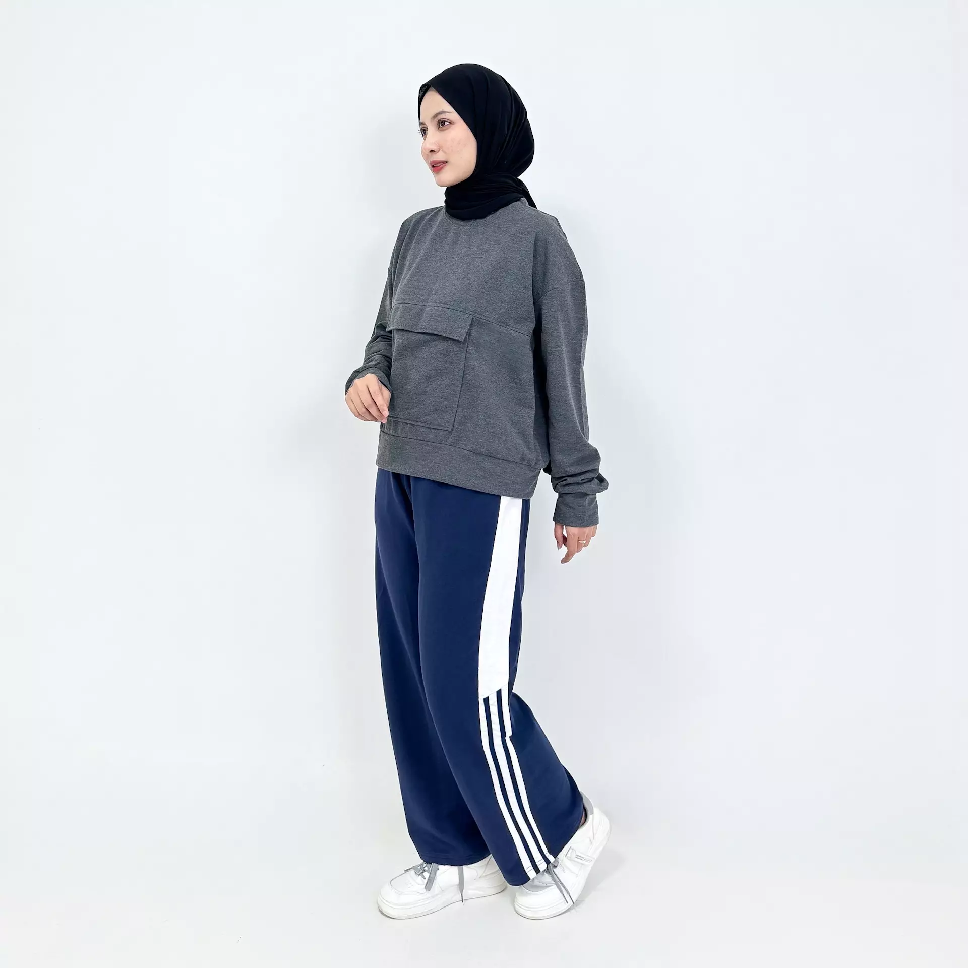 Tafita Set Sporty [ABUTUA-NAVY] Setelan Baju Celana Olahraga Wanita Size M-XXL
