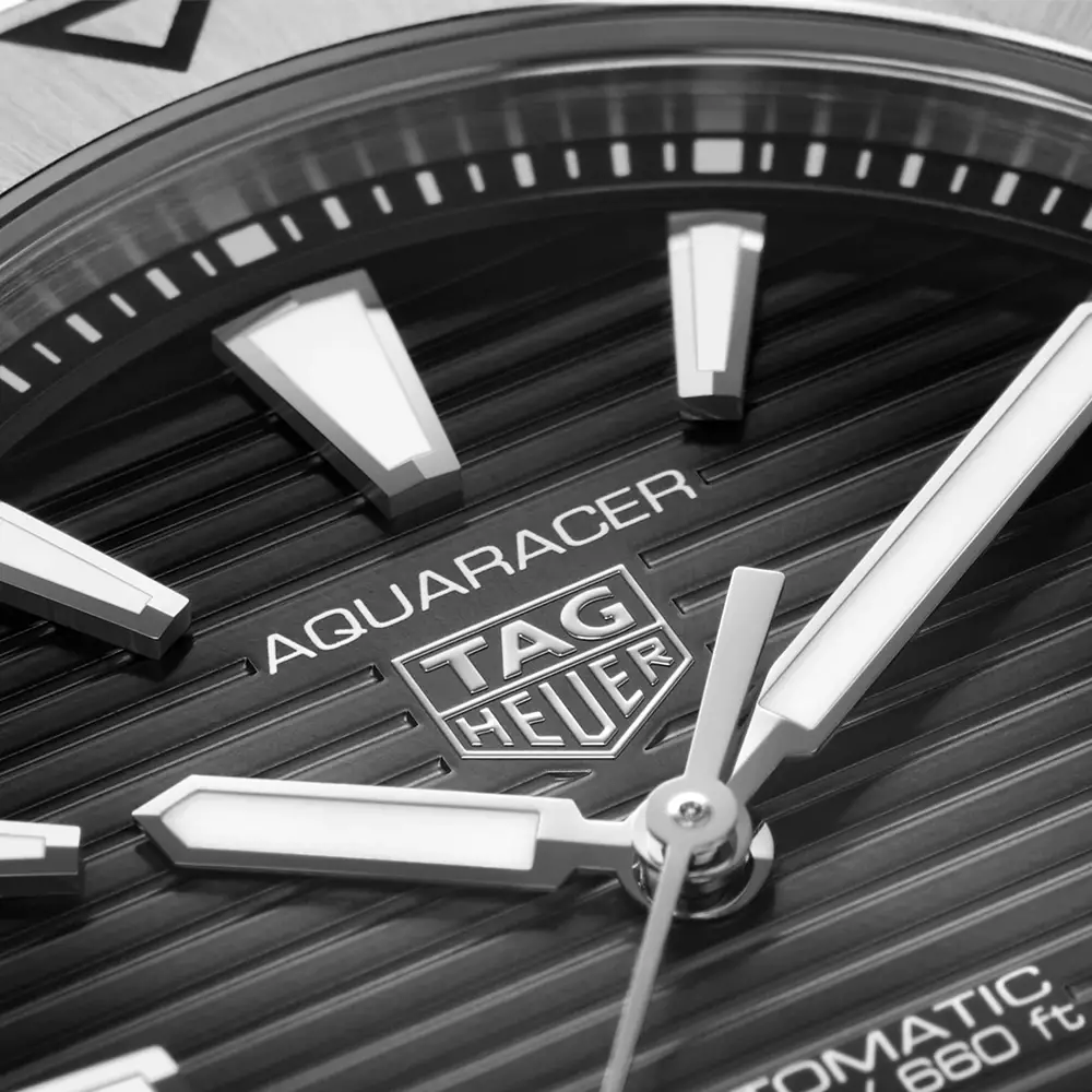 Aquaracer 40 - WBP2110.BA0627 Professional 200 Automatic Steel Black