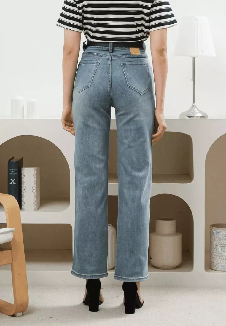 Liona Flare Jeans in Light blue