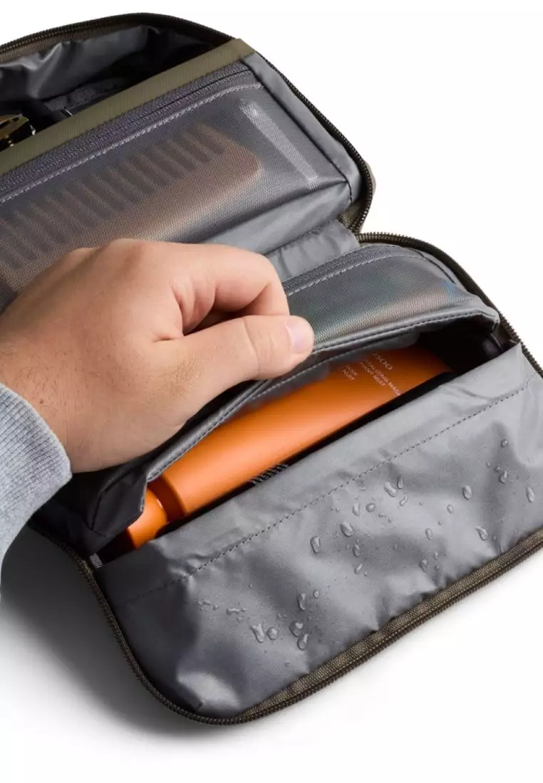 Bellroy Hanging Toiletry Kit - Seakelp