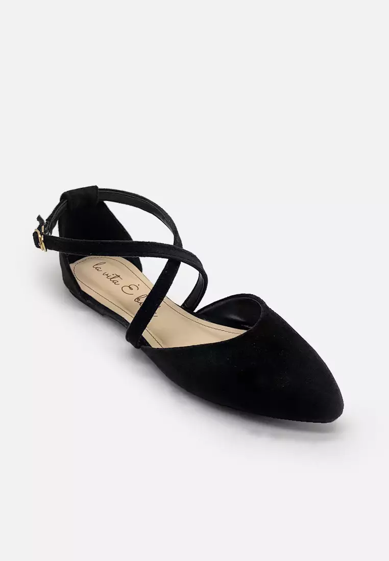 Laura Sandal Flat Wanita Pointed Toe Crossed