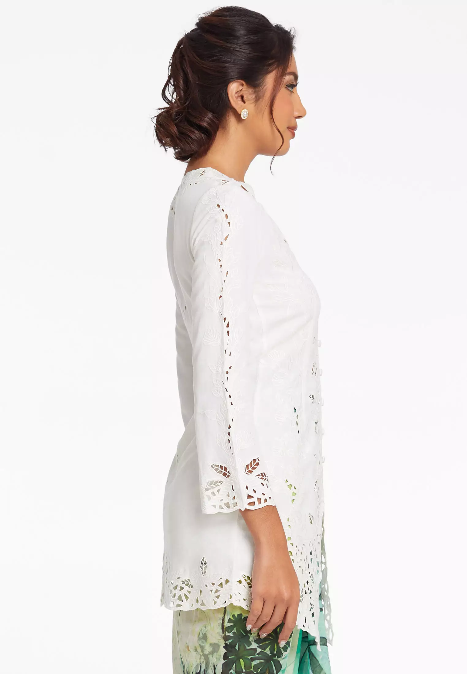 Kana Kebaya White