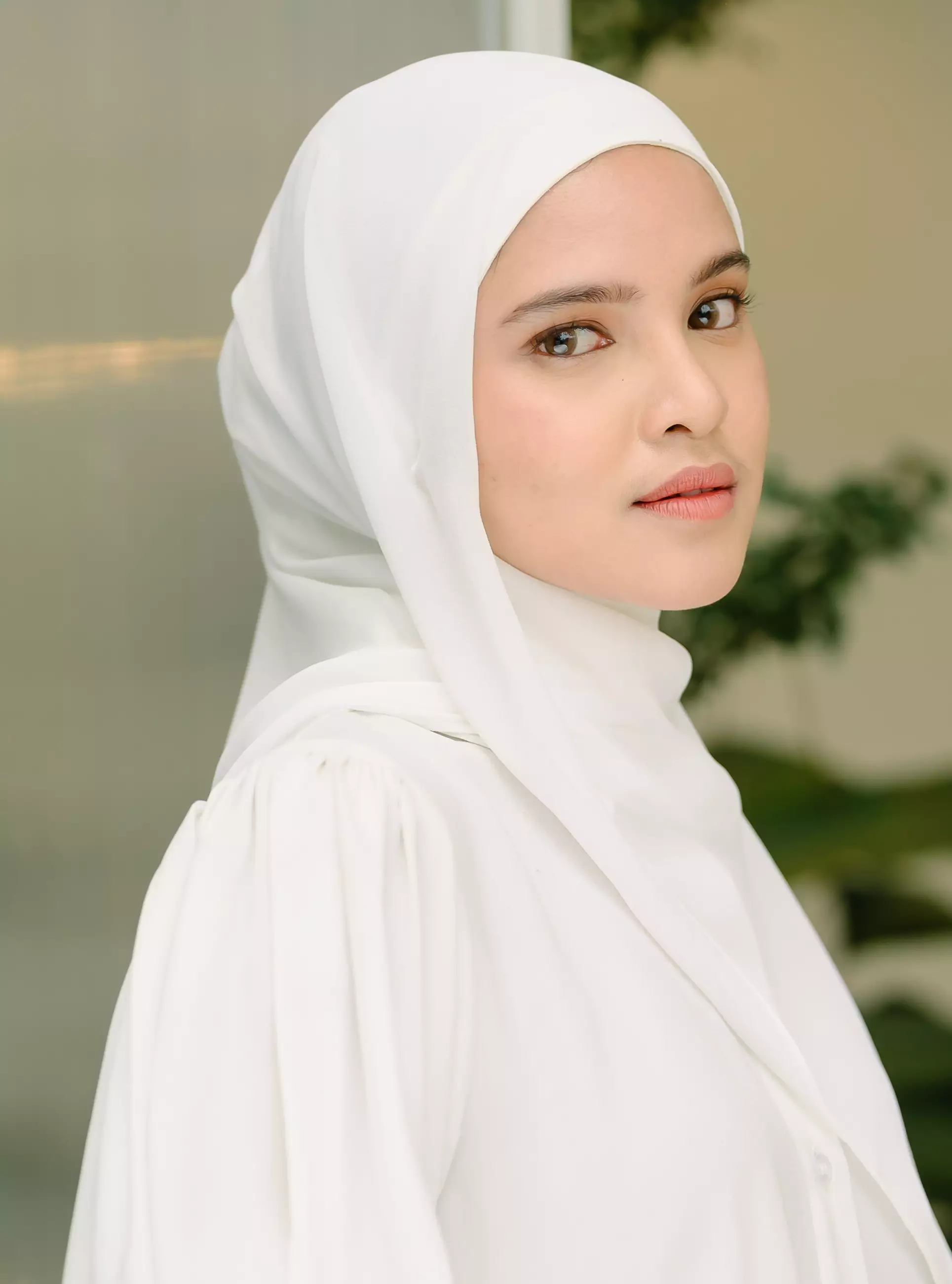 Bawal Inner Oval Broken White