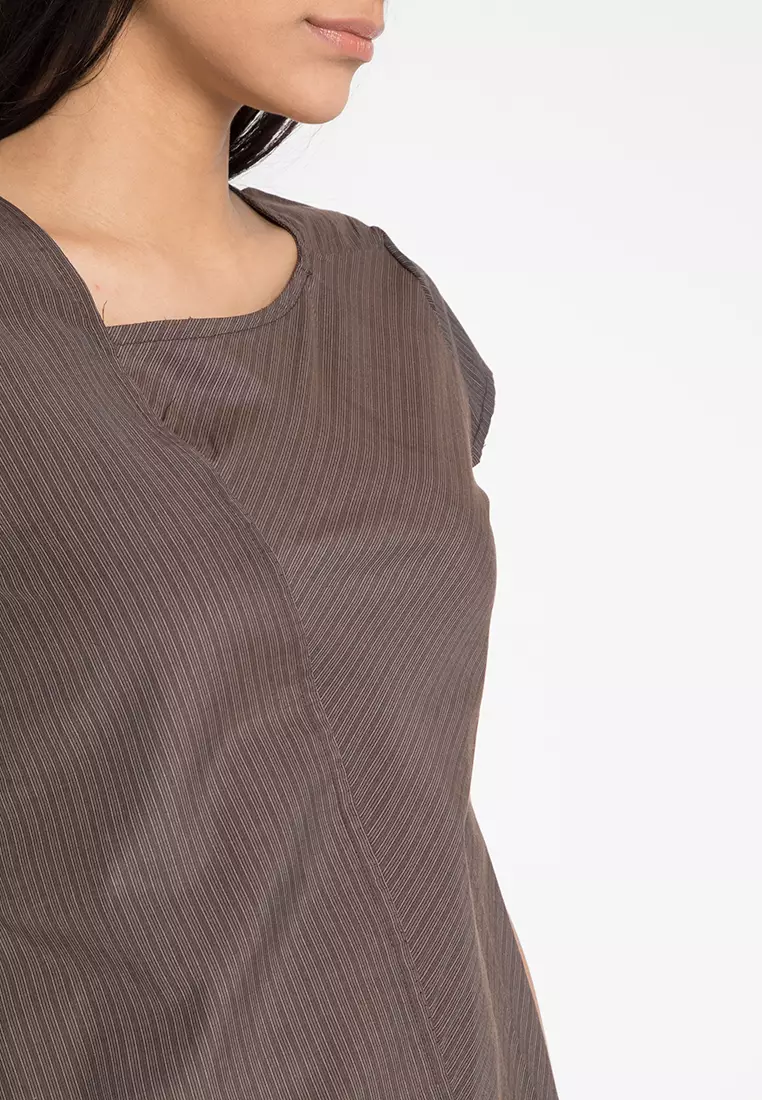 Kat Blouse In Dark Brown Stripes