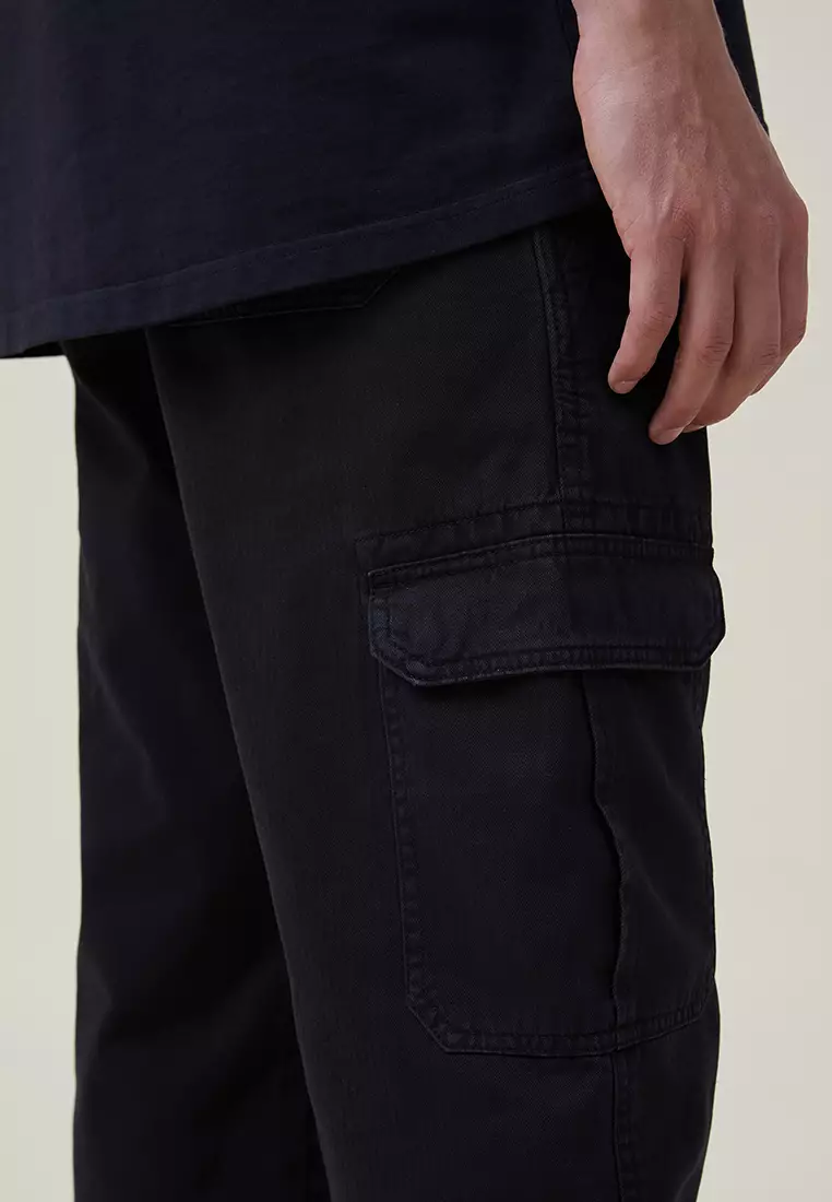 Jual Cotton On Tactical Cargo Pants Original 2024 ZALORA Indonesia