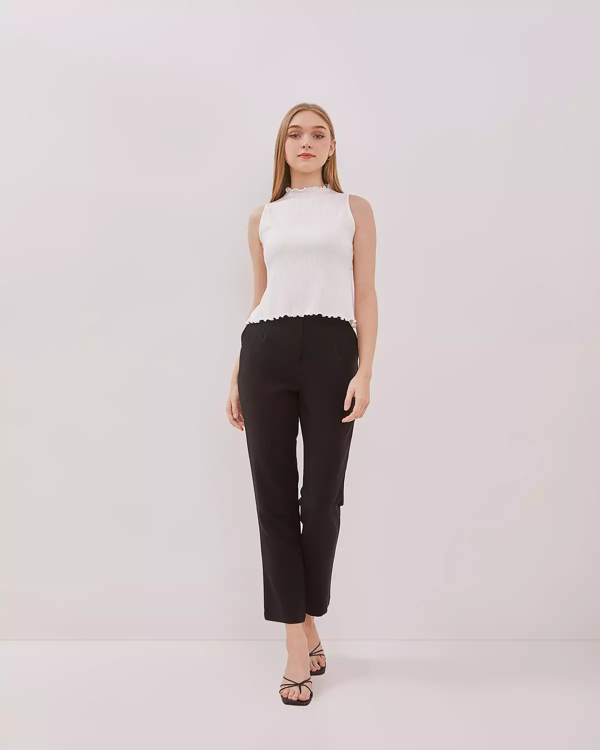 WOMEN'S OFF-WHITE RUFFLE NECK TANK TOP