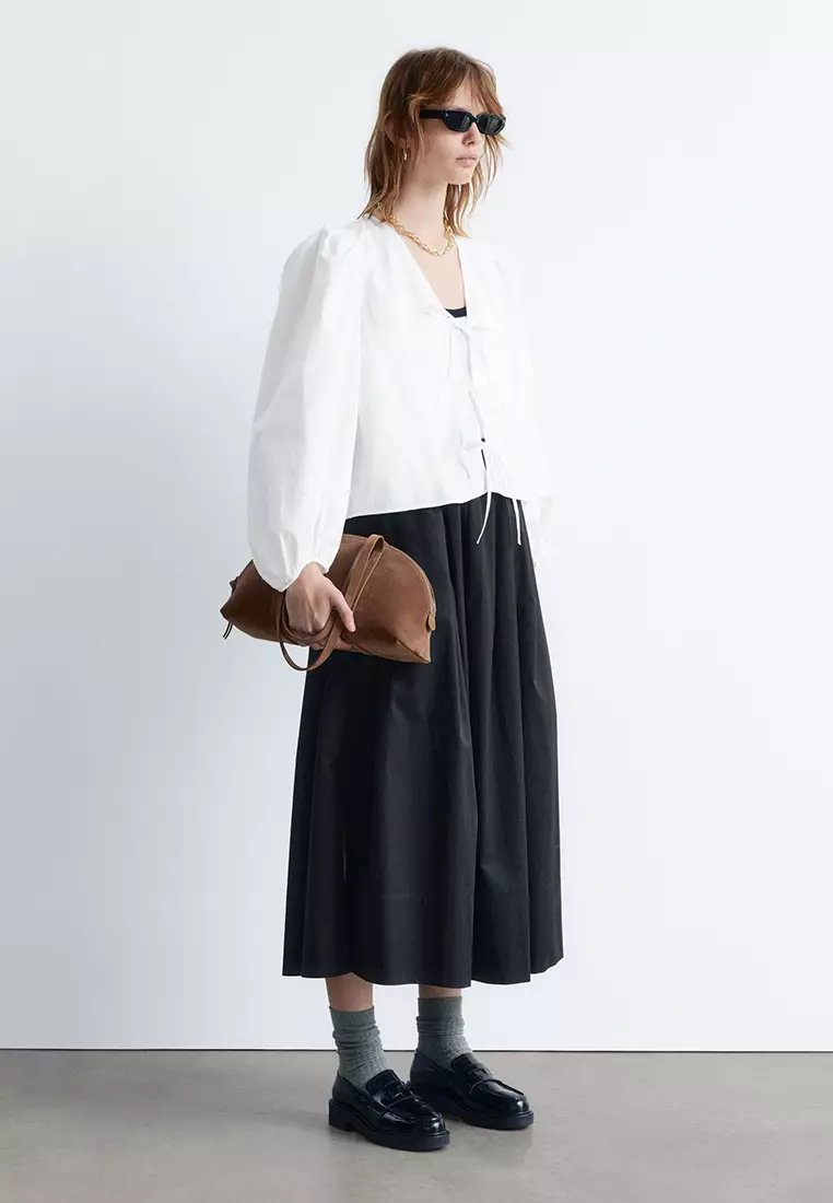 新品タグ付き liten Tie Sleeve Blouse ホワイト Buy & Other Stories Tie-Front Blouse 2026 Online | ZALORA