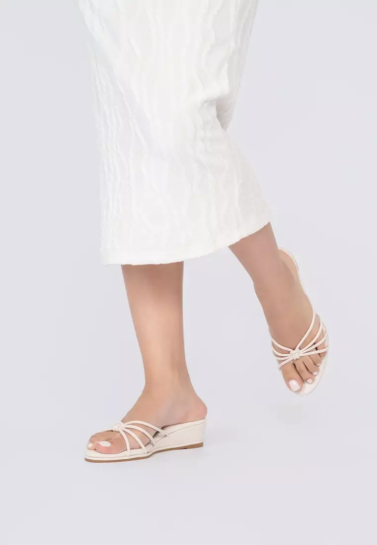 KNOTTED CLOUDFOAM LOW WEDGE HEEL