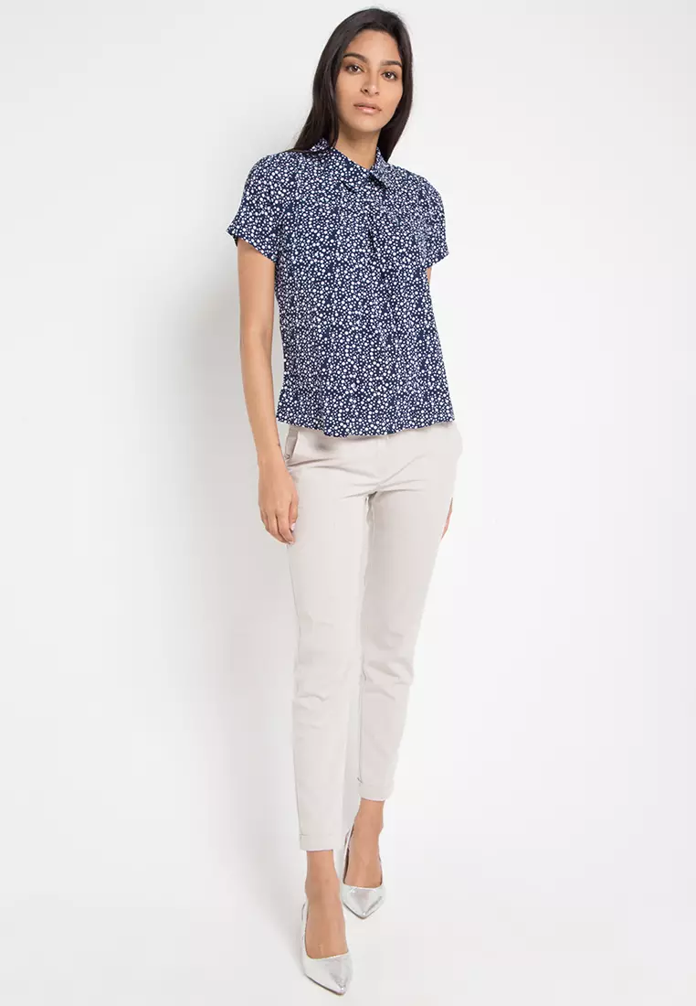 Ginny Blouse In Navy Dot