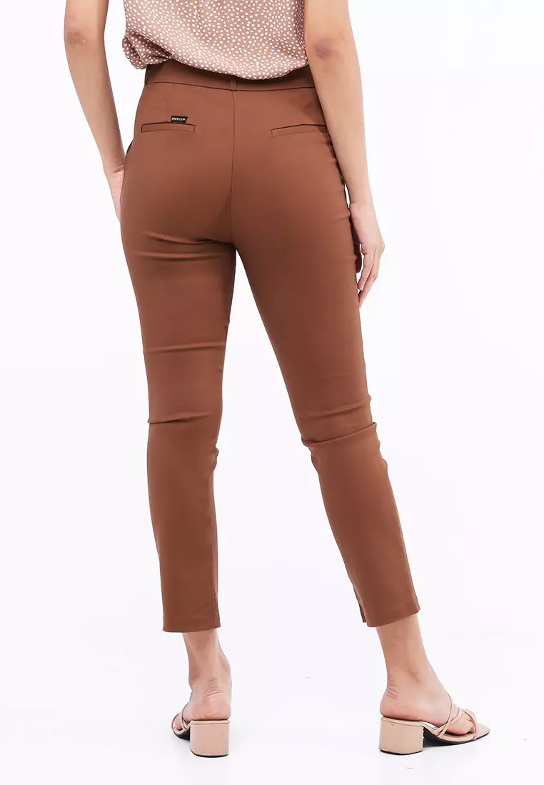 Colored Hw Comfort Straight Cut