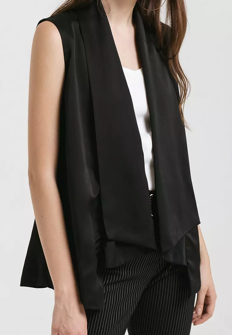 Waterfall Vest in Black