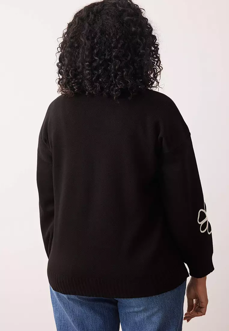 Embroidery Detailed V-Neck Knitwear Cardigan