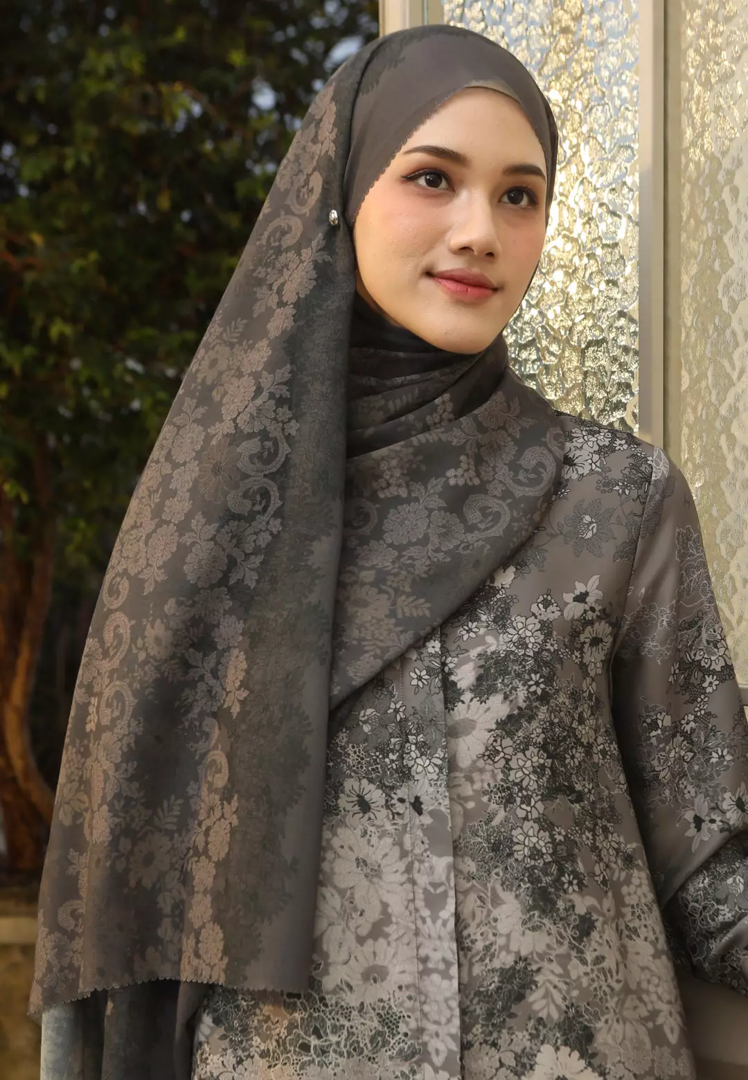 HijabChic Renna Pashmina Olive Ash - Hijab Pashmina Lebaran Motif Floral Voal Lembut