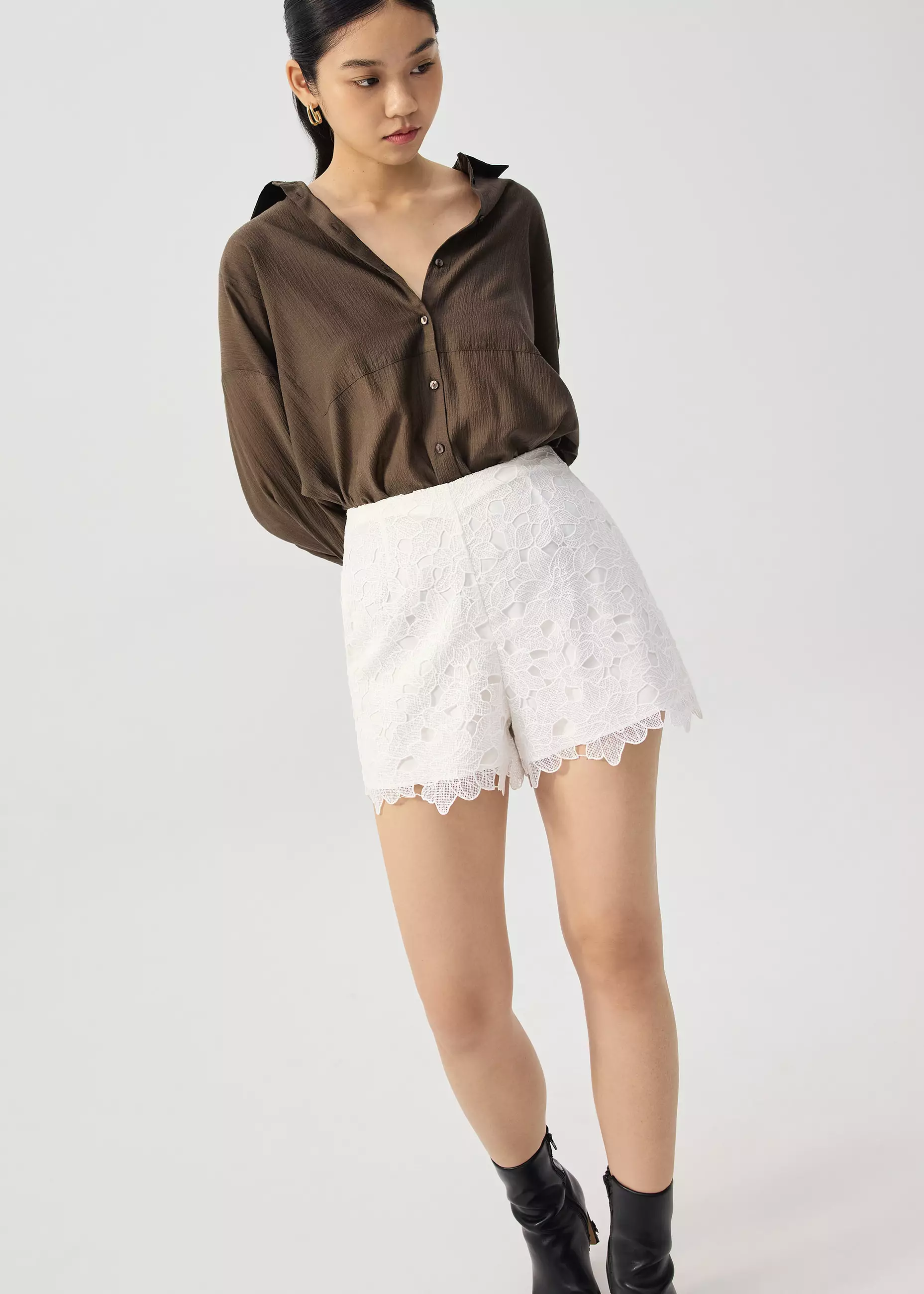 Celana Pendek Wanita - Floral Lace A-line Shorts