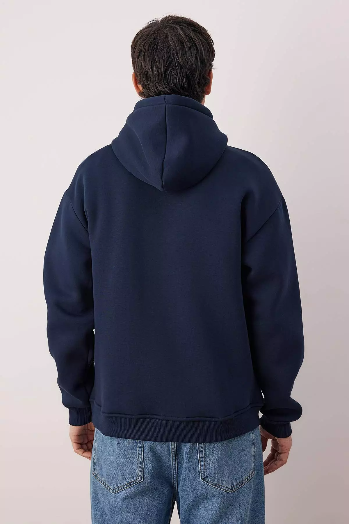Navy Blue Oversize/ Wide Cut Applique Embroidered Sweatshirt Tmnaw26Sw00056
