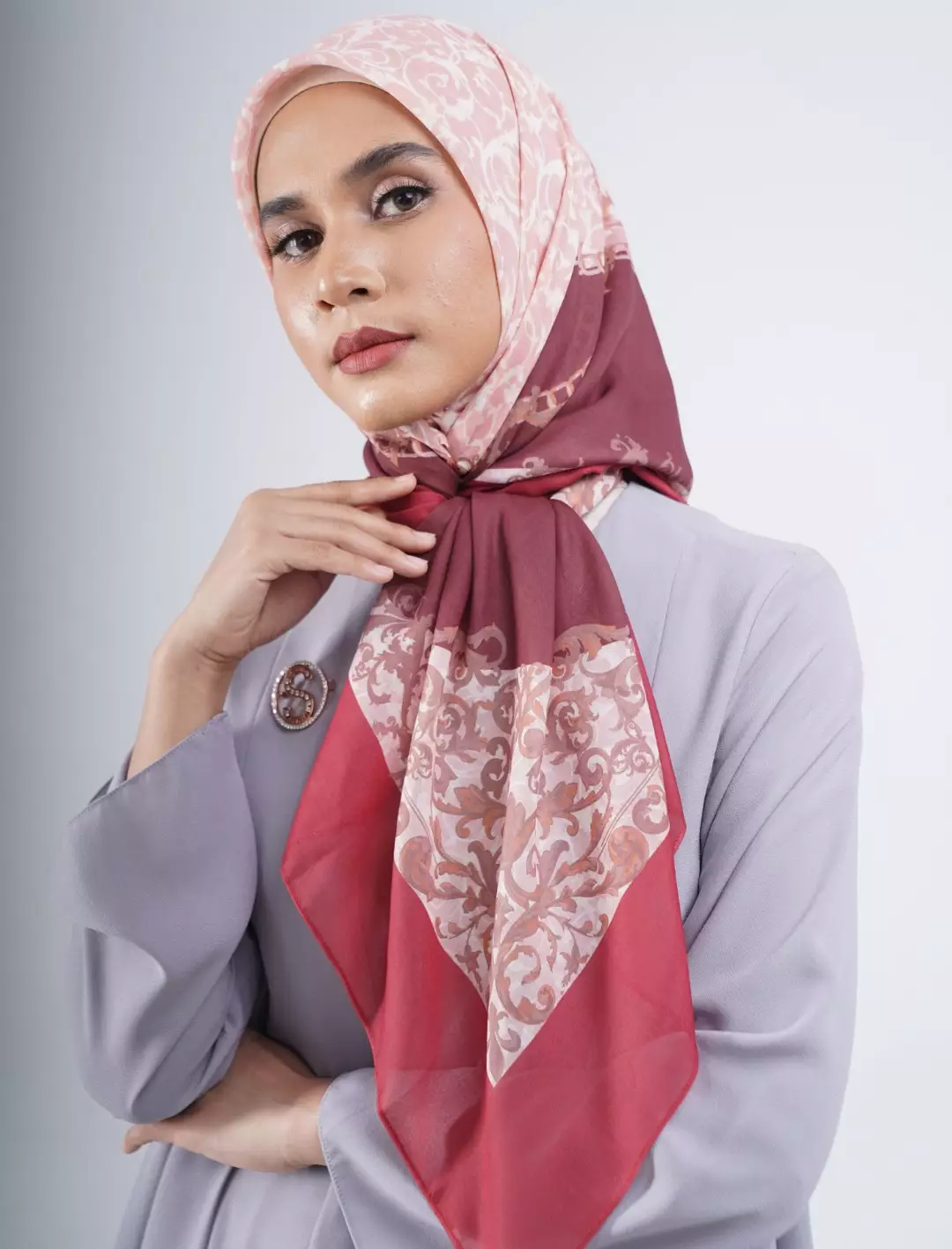 Hadley Printed Scarf Red | Hijab Kerudung Segi Empat Motif