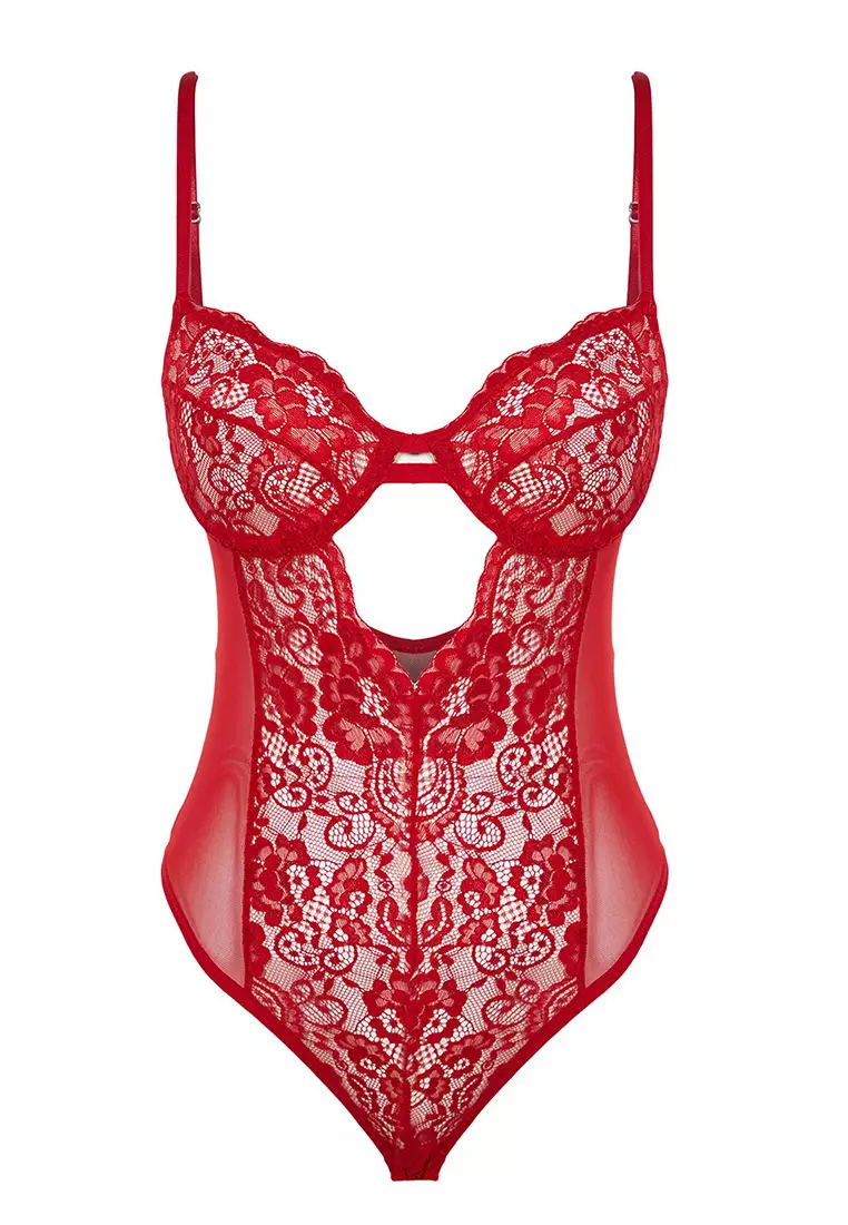 Red Lace Window/Cut Out Detailed Stud Body Thmaw23Bd00011