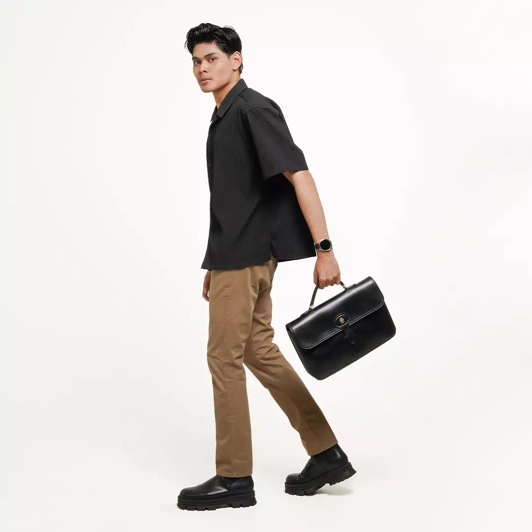 Beckett SFT Briefcase in Leather - Black