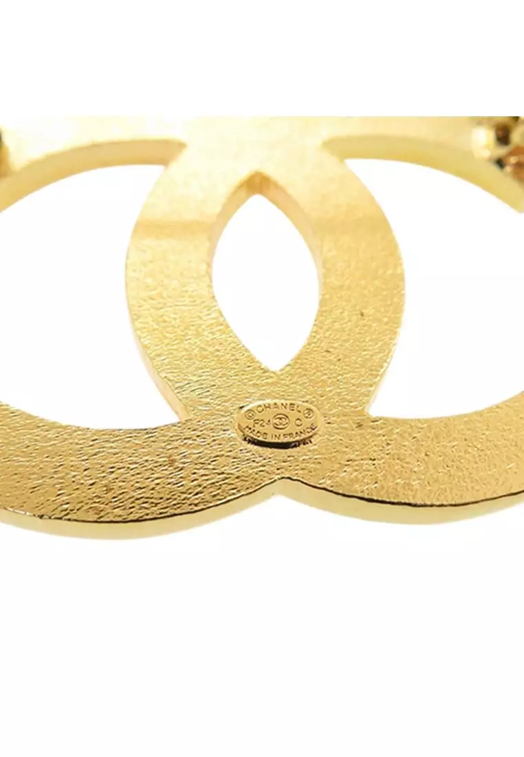 Pre-Loved Chanel Cc Gold Plated Enamel Bicolor Pin Brooch
