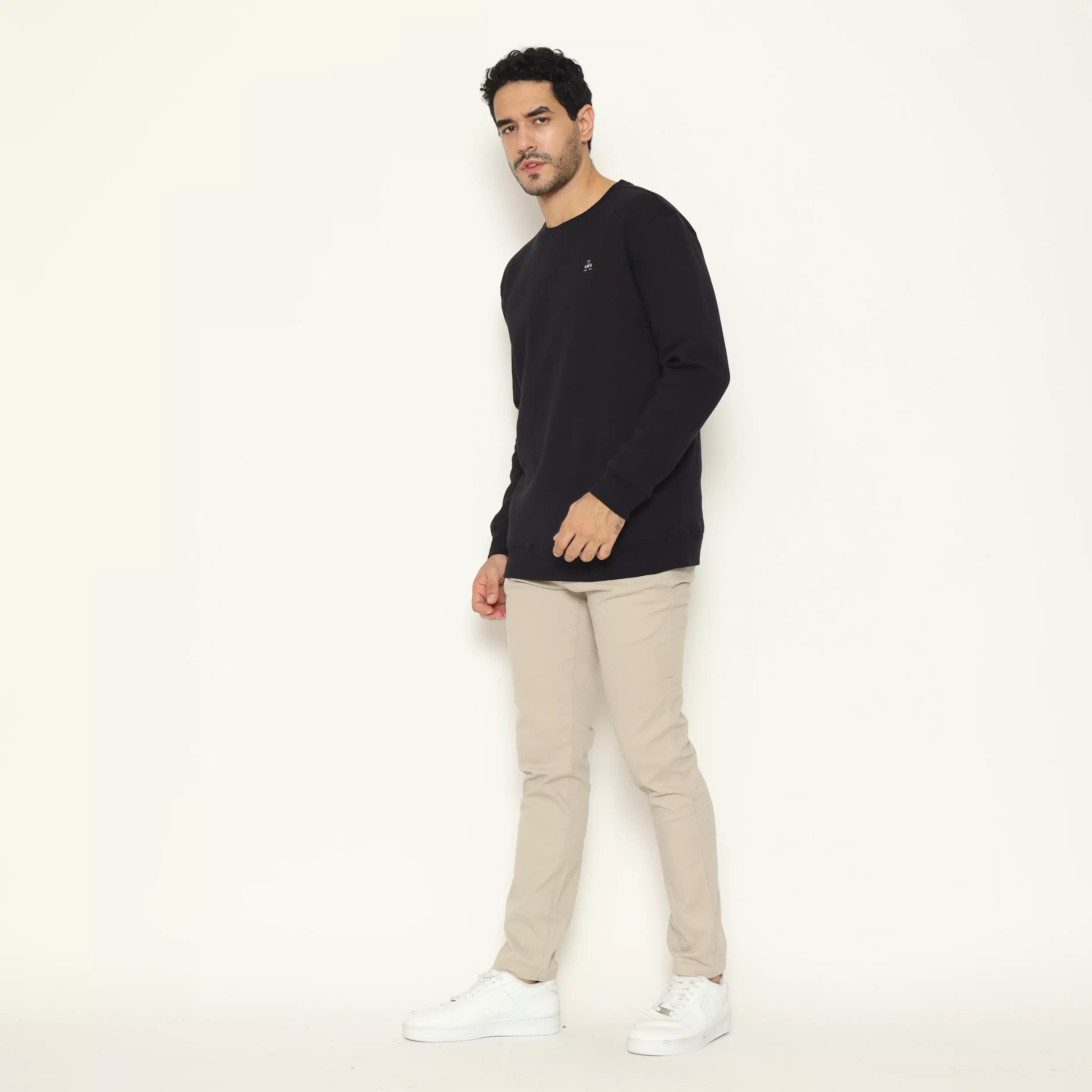 AMK Sweater Crewneck Panjang SW Kendrick L/S Black