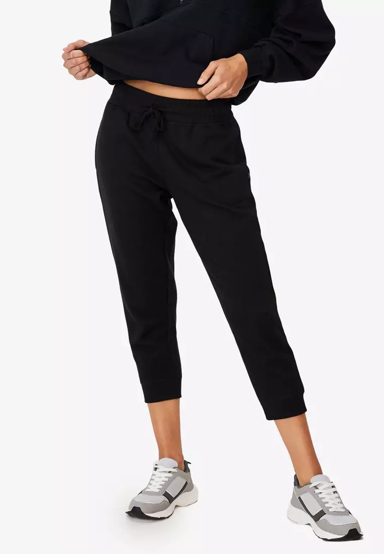 Active 7/8 Length Relaxed Travel Pants - Black