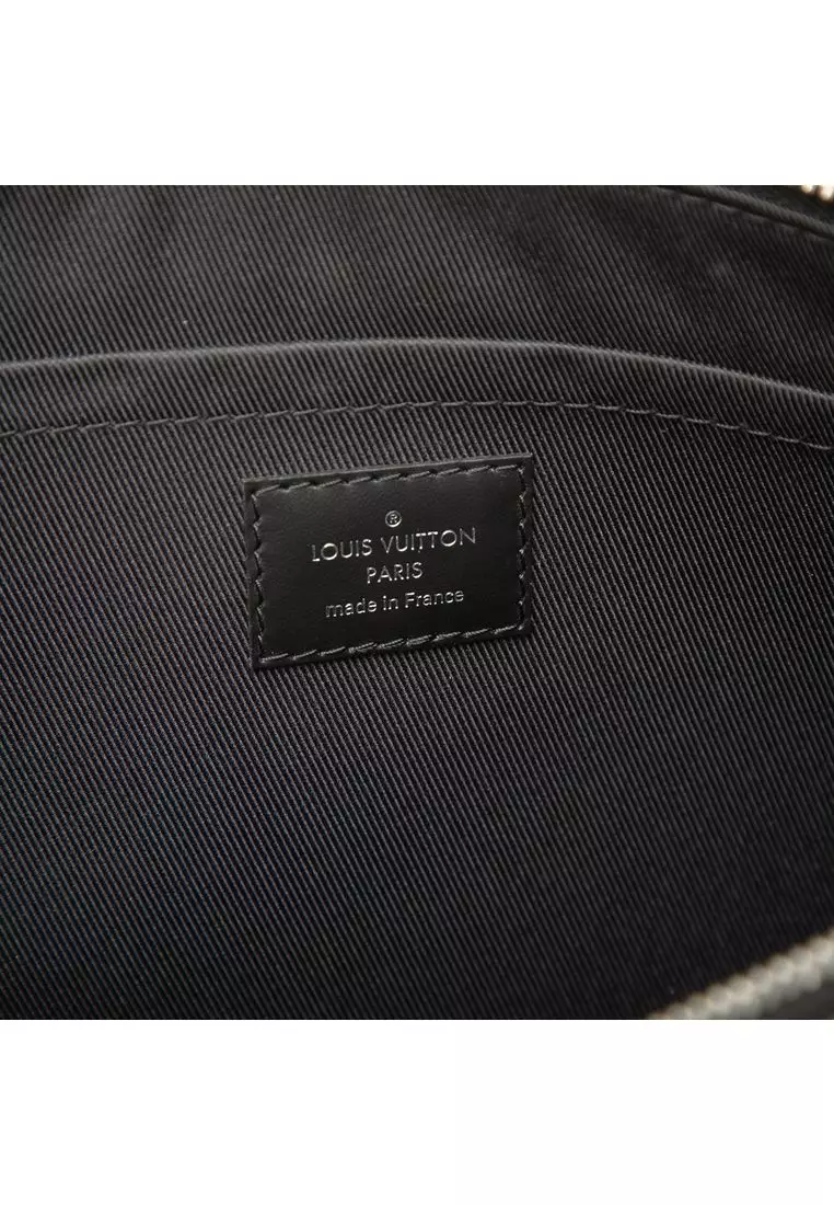 Pre-Loved Louis Vuitton Monogram Eclipse Discovery Pochette Gm