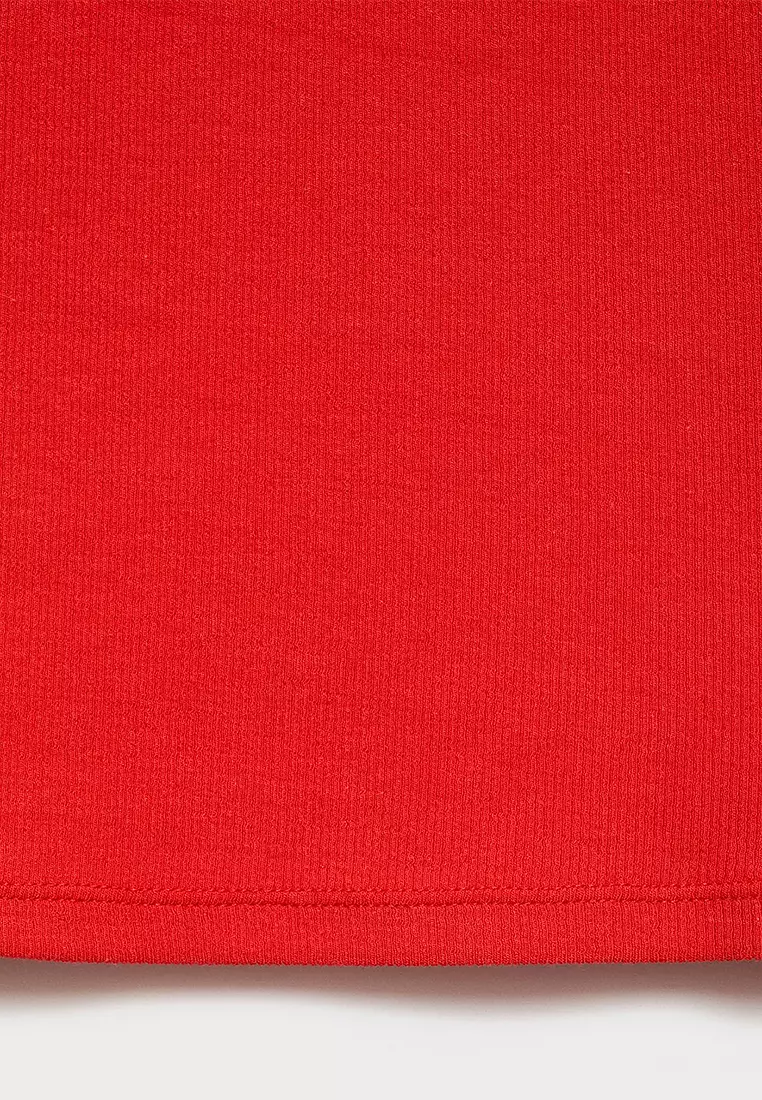 Asymmetrical Top with Contrasting Trim