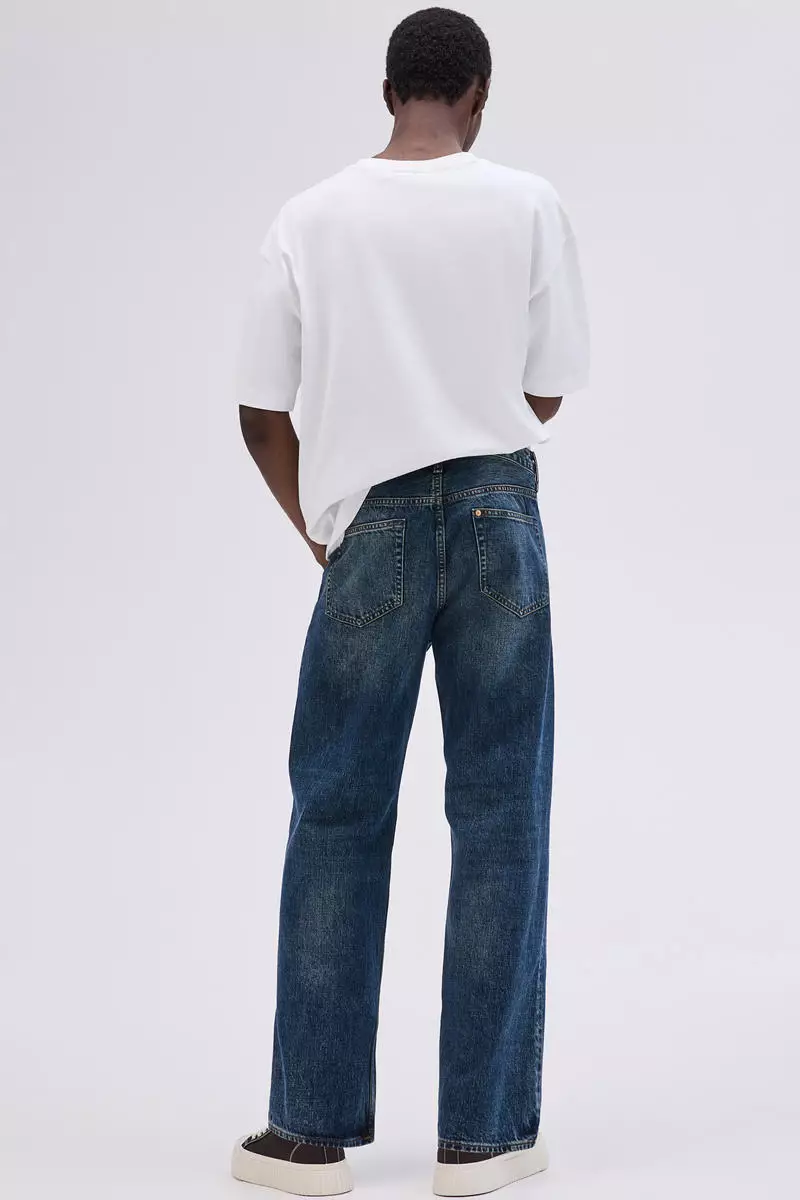 Loose Straight Jeans