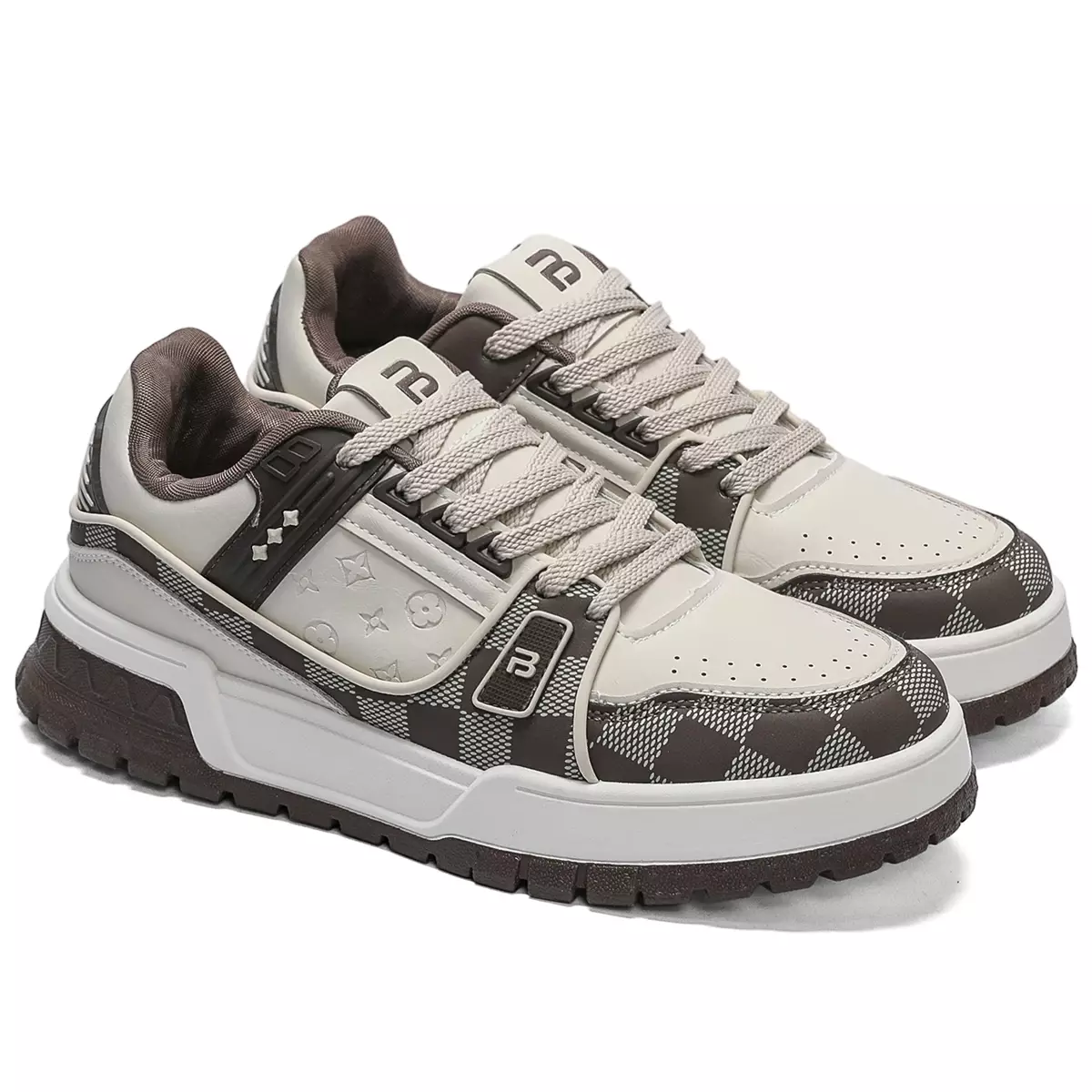 LURAD Sepatu Sneakers Cowok Motif Kotak Simple QNK803