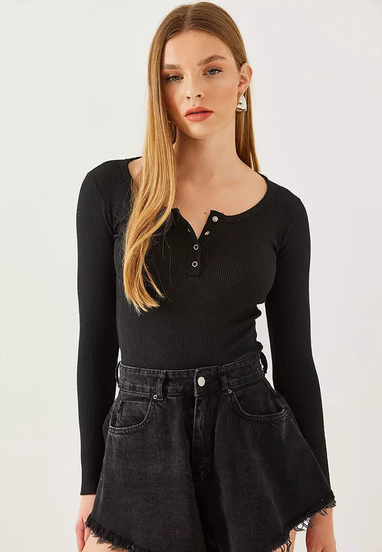 Women's Snap Camisole Blouse 2436 60351045