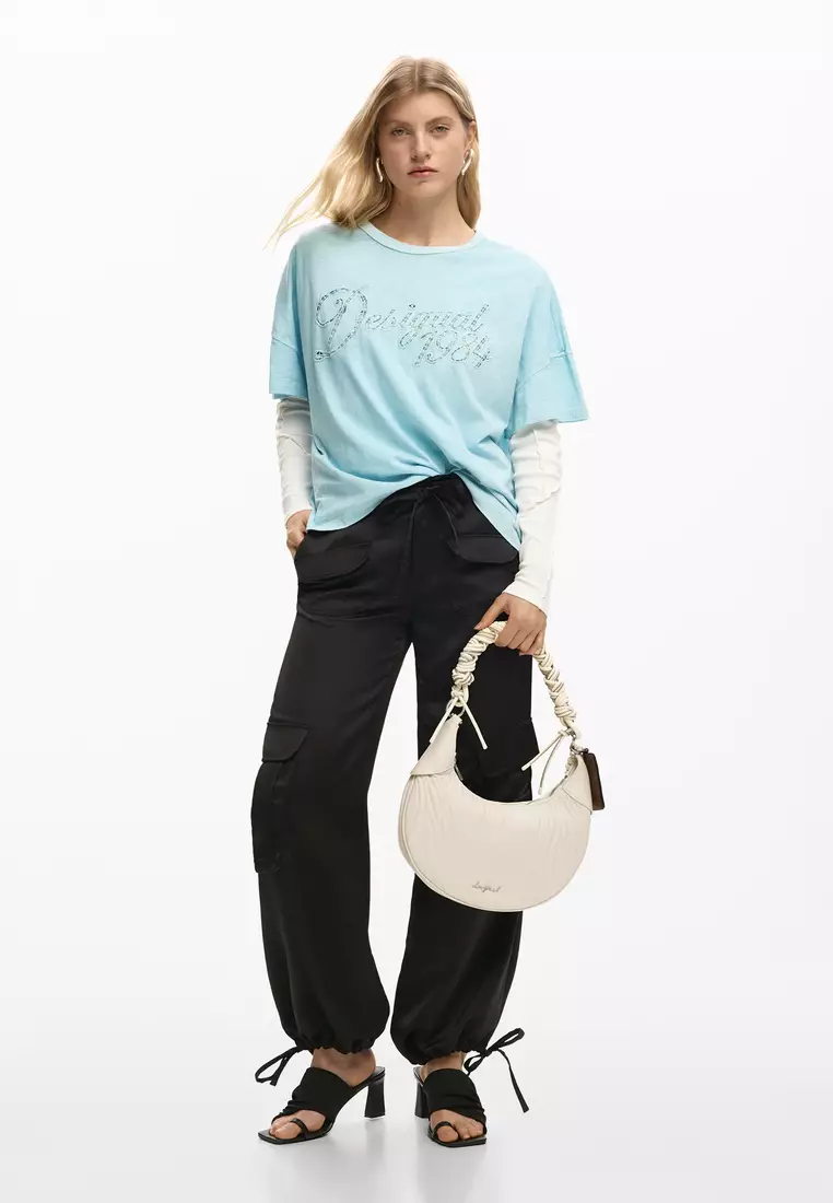 Medium oval bag with engravings
