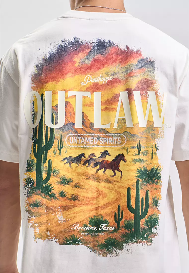 Outlaw Relaxed Graphic T-shirt