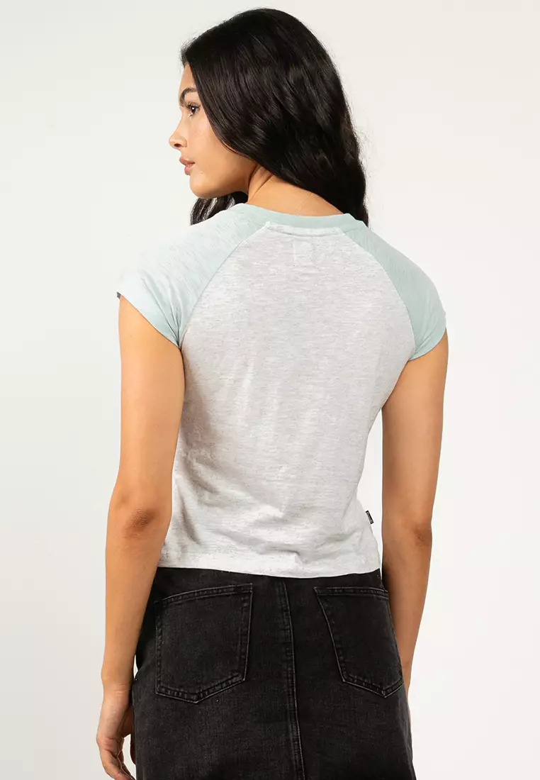 Essential Logo Raglan Slub Tee