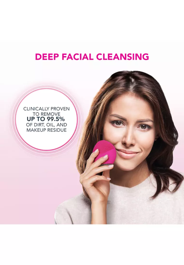 FOREO LUNA mini 2 Deep Facial Cleansing Brush for All Skin Types, Ultra-hygienic silicone [Rechargeable 300 uses/charge, 2-Year Warranty] - Fuchsia