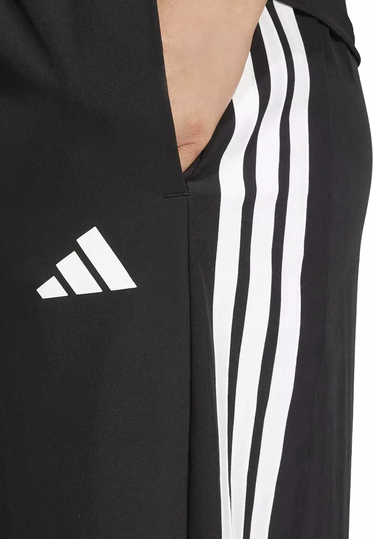Train Essentials 3-Stripes Woven Joggers