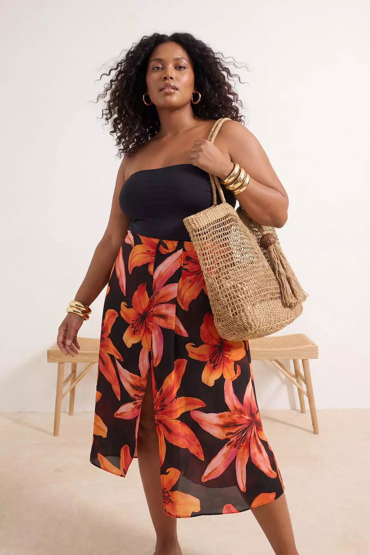 Beach Wear Black Floral Pattern Plus Size Beach Skirt Tbbss26Az00014